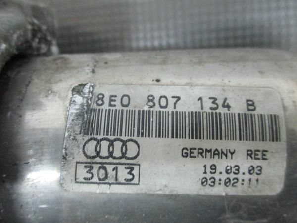 Pára-choques frente AUDI A4 (8E2, B6)