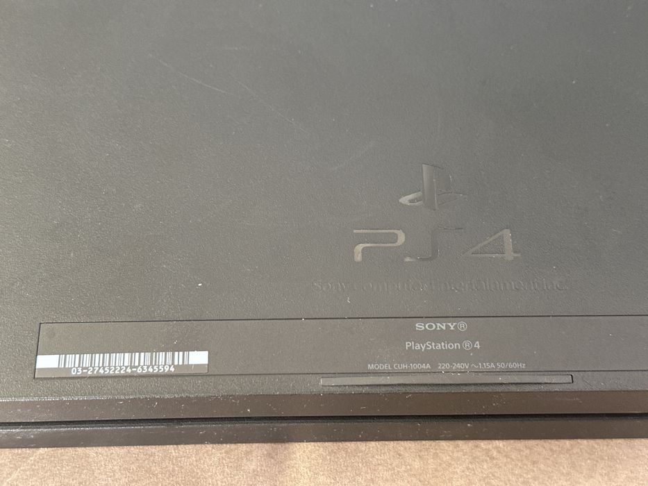 Playstation PS4 avariada