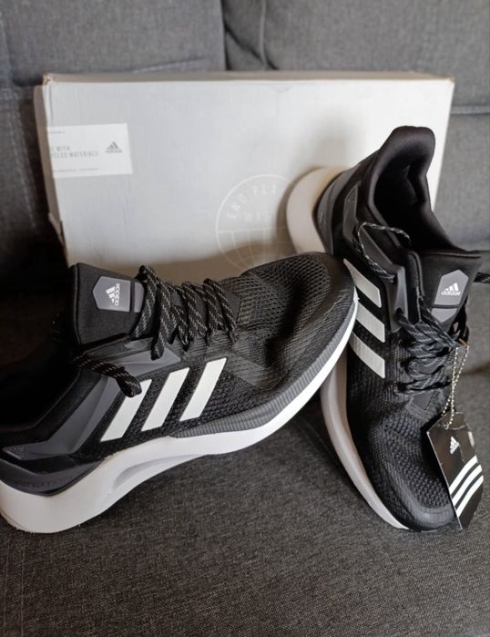 Продам Кросовки adidas