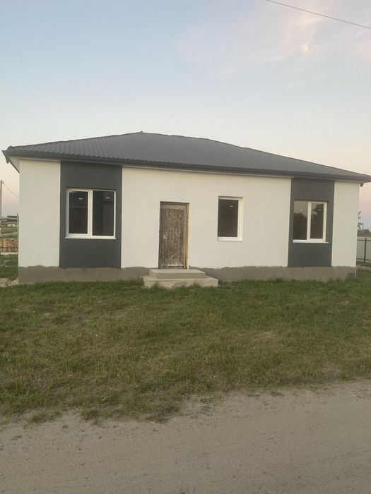 Продам котедж-американка Рівне (Олександрія)