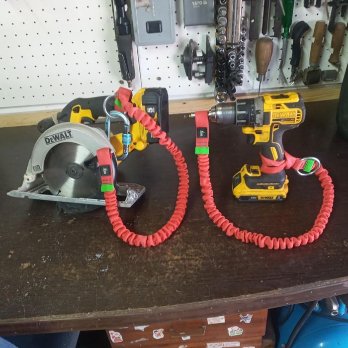 Строп для інструменту