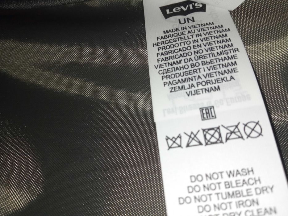 Сумка      Levi's