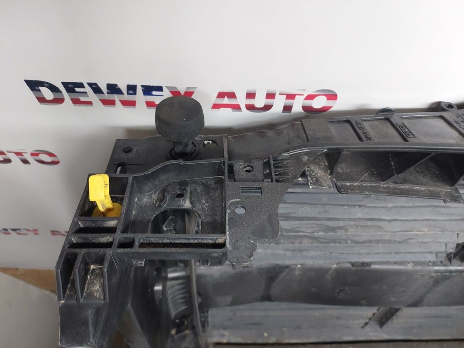 Телевізор панель Ford Escape Mk4 2021 Розборка Форд Ескейп Мк4