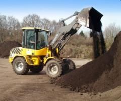 CZARNA ZIEMIA HUMUS CZARNOZIEM pod Trawę ogród producent ziemi