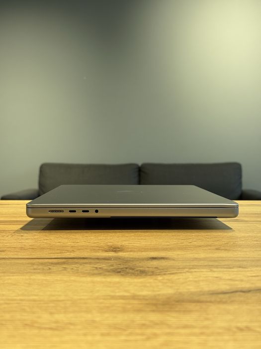 Macbook pro 16 m1 pro 16/512gb 10/16gpu !! Гарантія від магазину !!