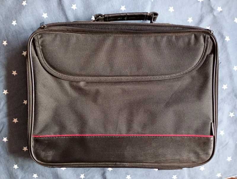 Torba walizka na laptop