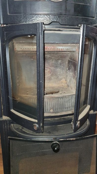 Jotul żeliwny norweski kominek