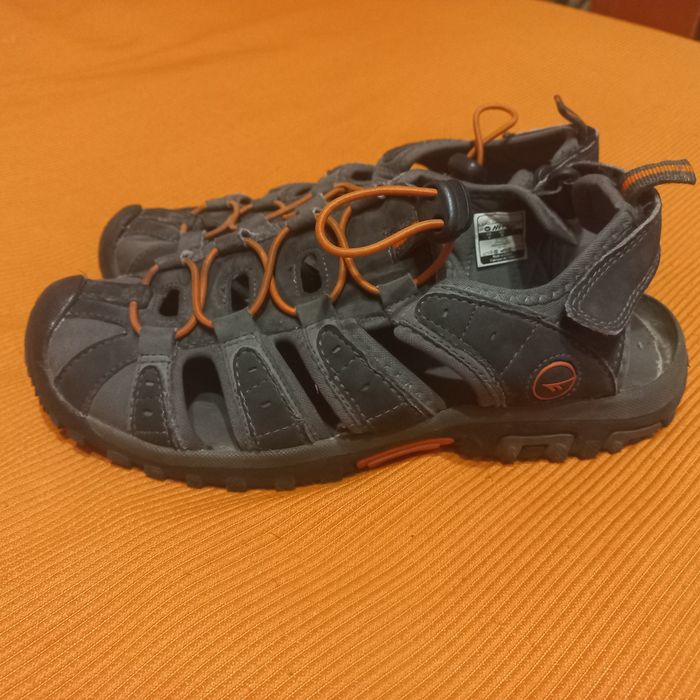 Сандалі моделі Hi-Tec Shore Junior. розмір 35 устілка 23.5 см