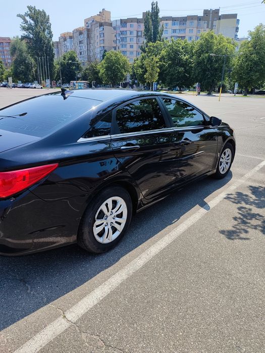 Авто Хундай Соната