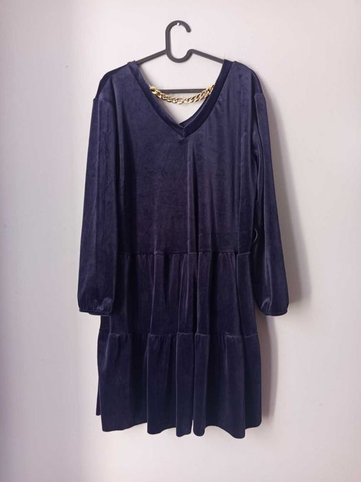 Granatowa sukienka L XL 42/44 z łańcuszkiem