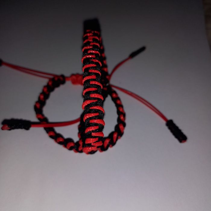 Браслети плетені