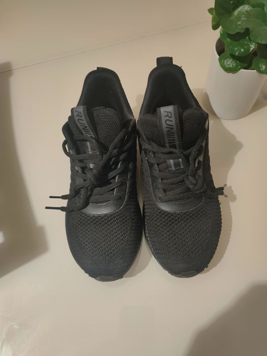 Кросiвки Baas 36р.