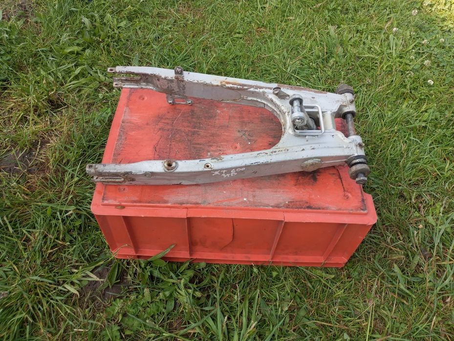 alt
