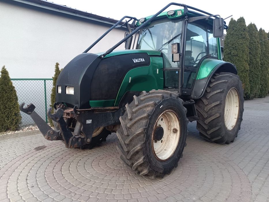 Valtra M120 zabudowa  leśna