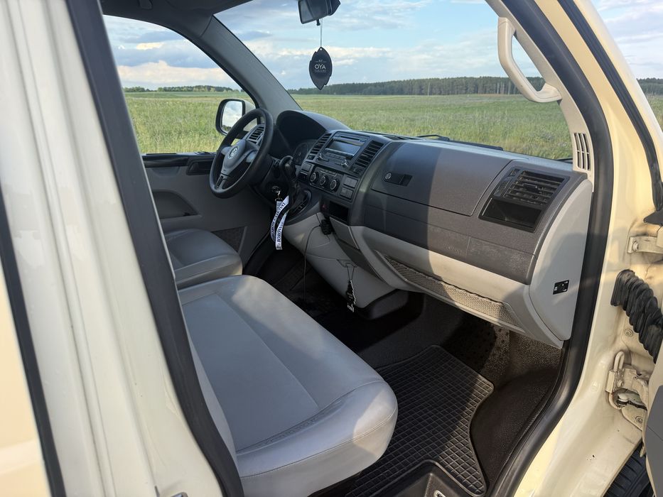 Volkswagen VW T5 Lift Caravelle Long 9 osobowy