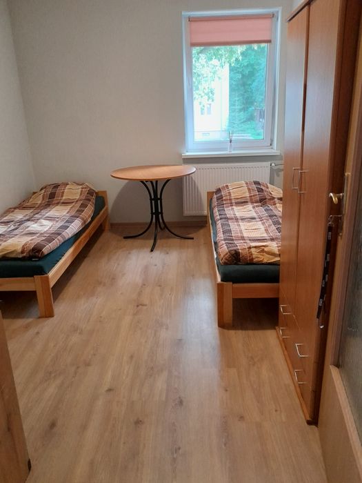 Kwatery,  pokoje pracownicze.  Noclegi.