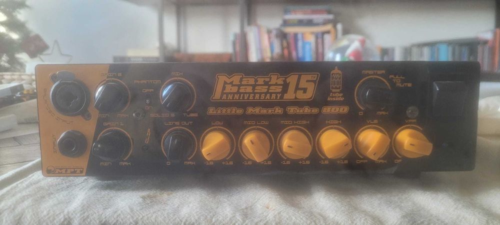 Amplificador + Coluna MARK BASS