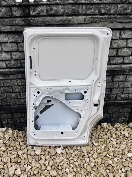 Drzwi prawe tylne pełne LC9A VW Caddy 2K7 21- oryginal