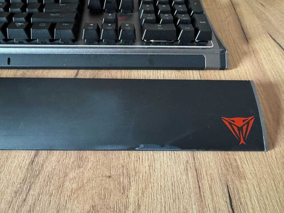 Klawiatura Patriot Viper V760 RGB (Mechaniczna)
