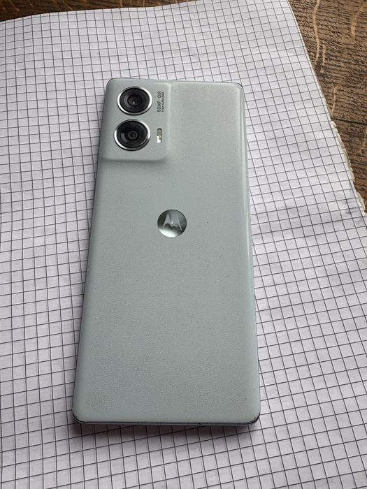 Моторола едж 50 фюжіон