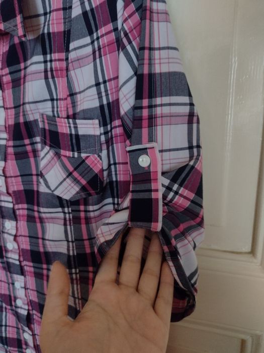 Koszula w kratę różowo-czarno-biała