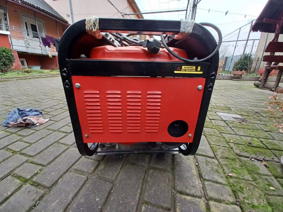 Генератор 6.5кв.