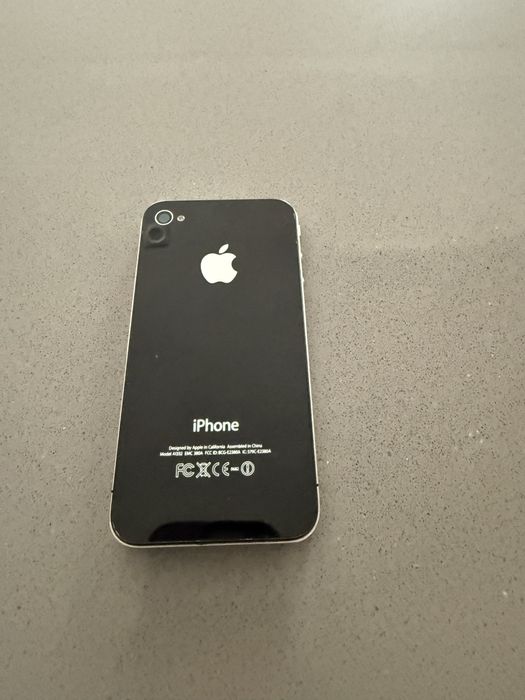 Apple Iphone A1332