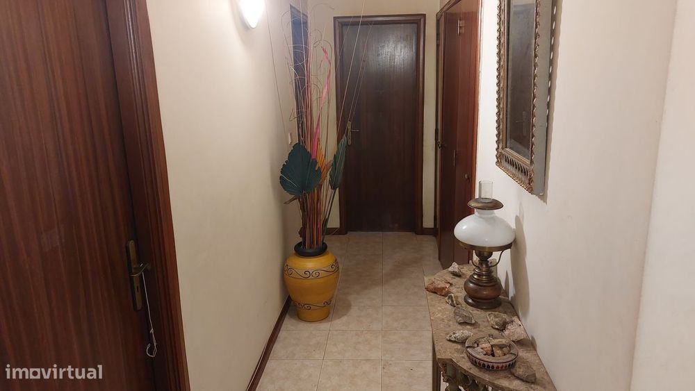 T4 com Garagem Box e Varandas | Zona Premium de Braga