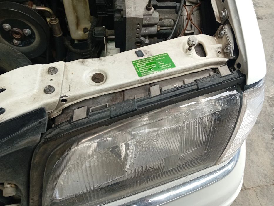 Ótica / farol esquerda MERCEDES-BENZ Classe C (W202)