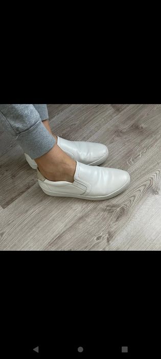 Sneakersy białe ze skóry naturalnej, marka So All
