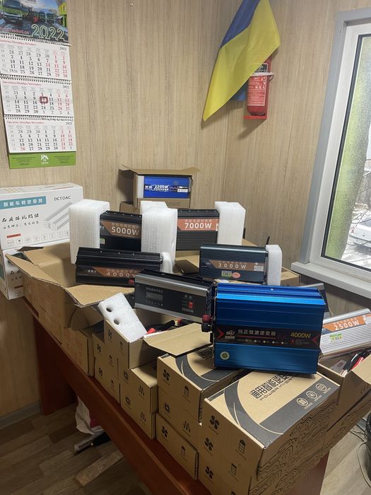 Інвертор,Инвертор чиста сіносоида1800,2500,3000,4000,5000,7000