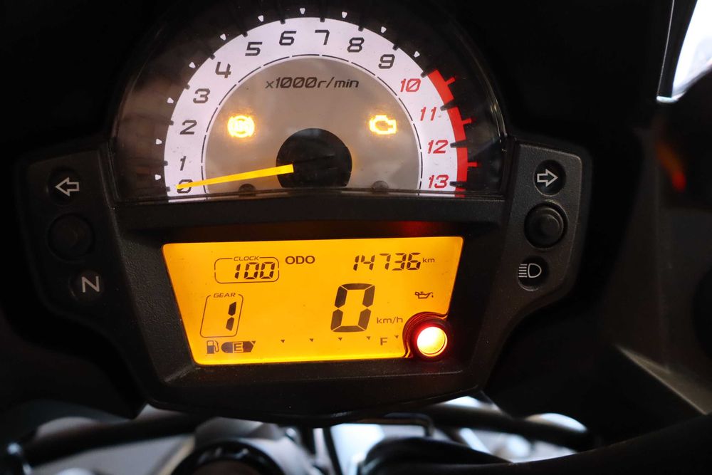 Kavasaki Versys 650 ano 2019 para peças.