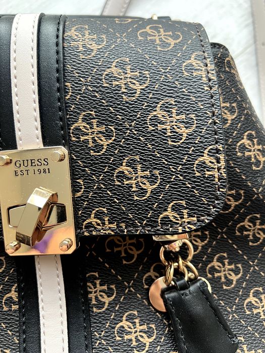 Оригинальный рюкзак Guess (чек из магазина есть)
