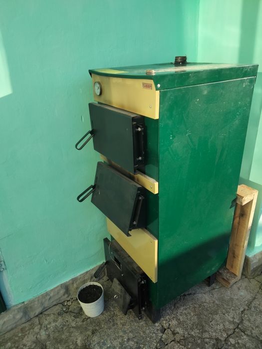 Продам твердопаливний котел