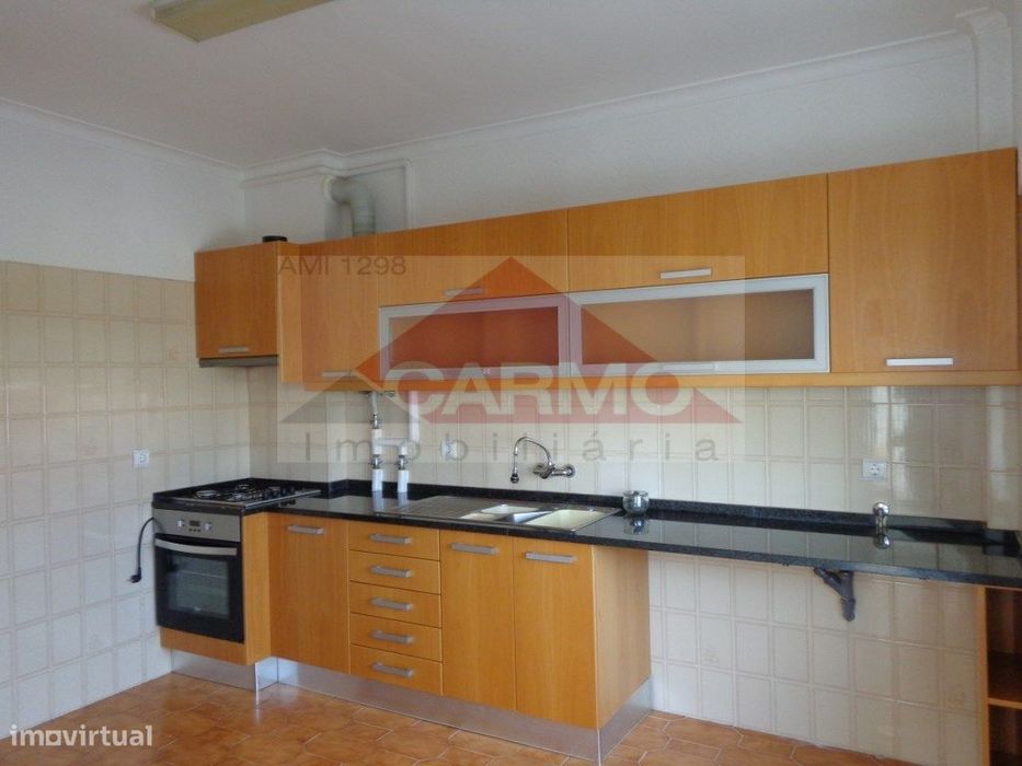 Apartamento T2 (Visitas livres - Sábado das 15h ás 17h