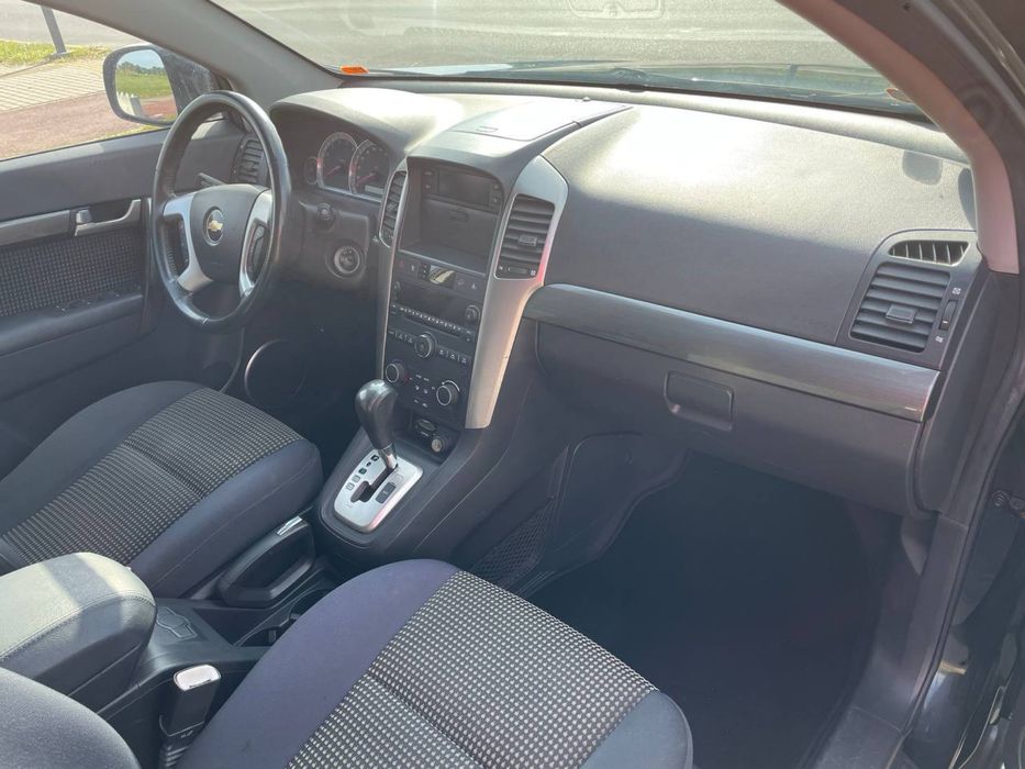 Chevrolet Captiva 2.0D AKPP