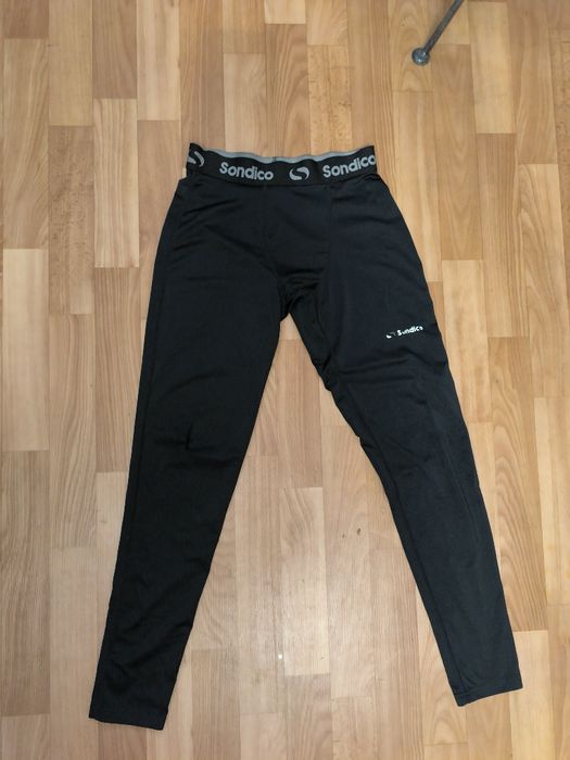Компрессионные лосины,леггинсы тайтсы Sondico ,от 11-14 лет,есть дырка