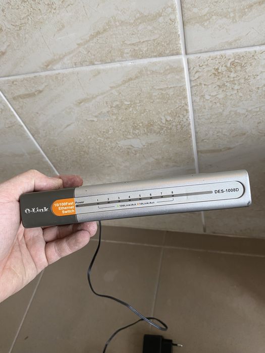Комутатор локальної мережі (Switch) D-Link DES-1008D