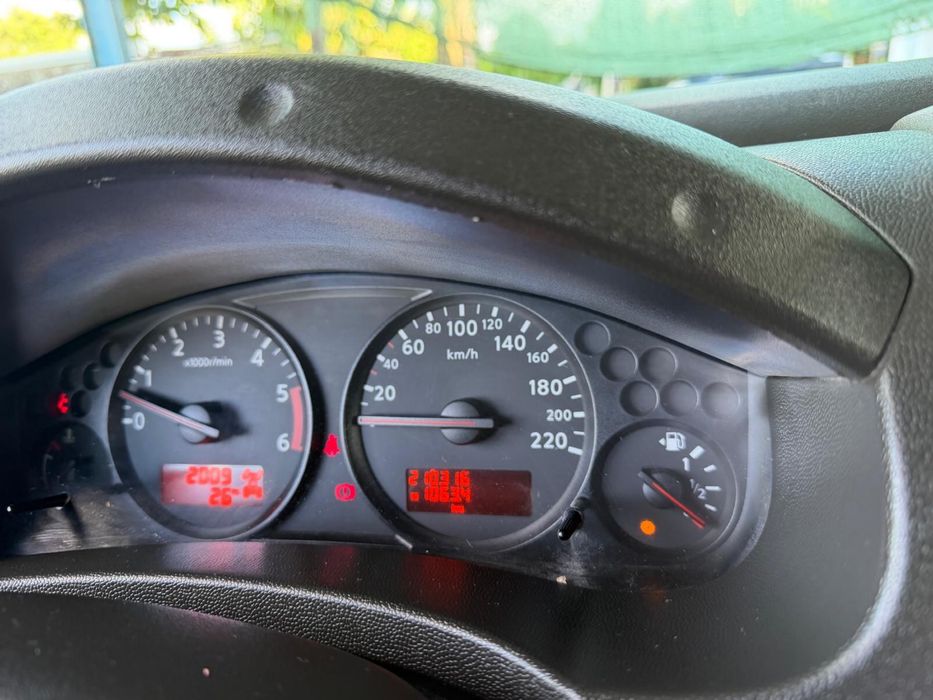Nissan Navara 2.5 Dci 192 CV king cab