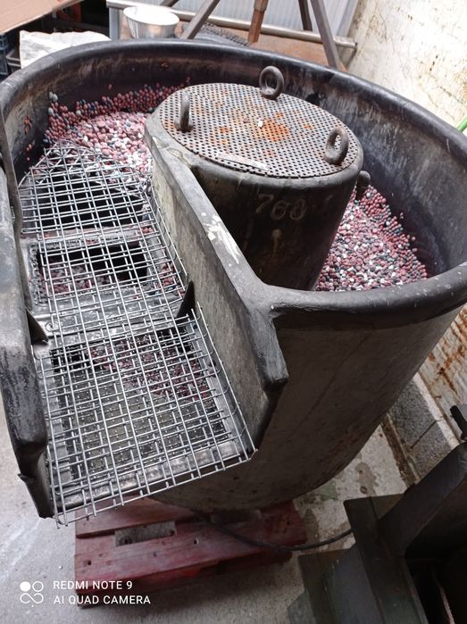 Máquina polimento vibratória