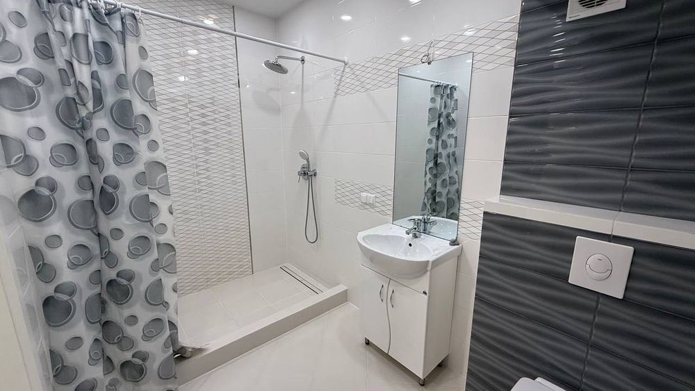 Продаж котеджу  235 м з ремонтом  у Львові вул. Ранкова-Кульпарківська