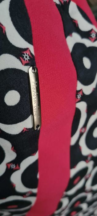 Sukienka modelująca klasyczna elegancka Modern Line 40