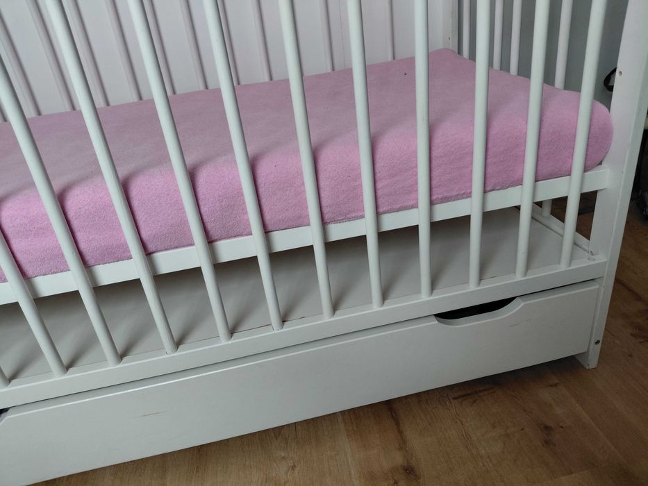 Łóżeczko niemowlęce