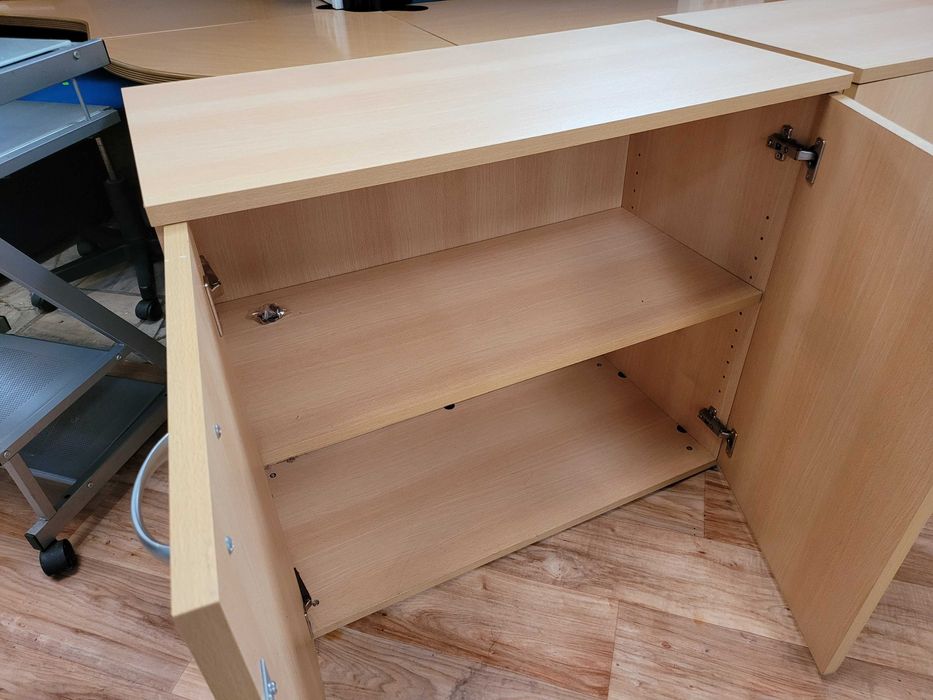 Office Cabinets – With Lock – Very Good Overall Condition – V64584262099842122