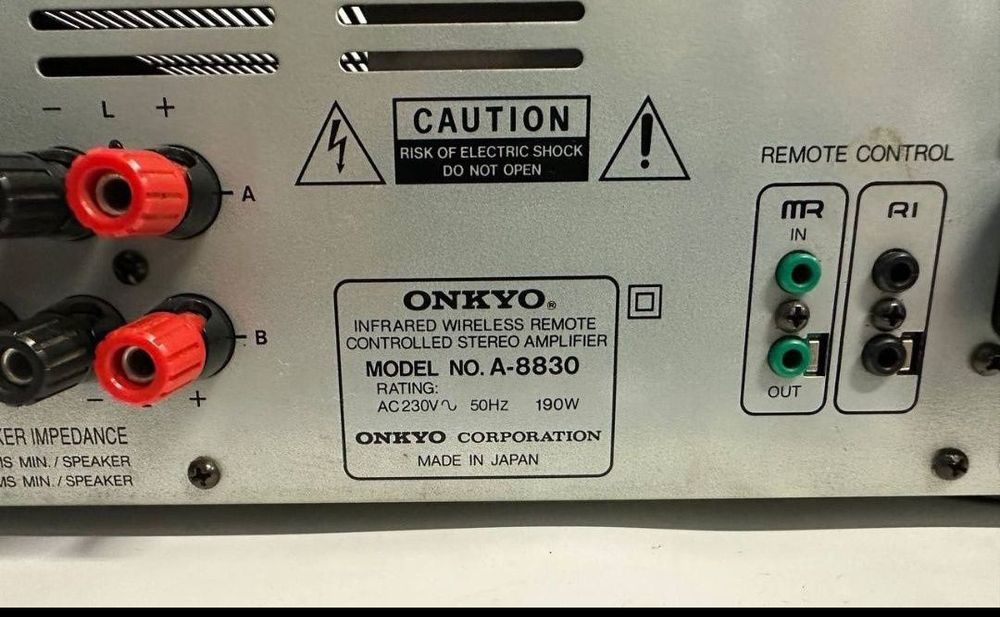 Wzmacniacz stereo Onkyo A-8830, 2*109 Watt, Japan