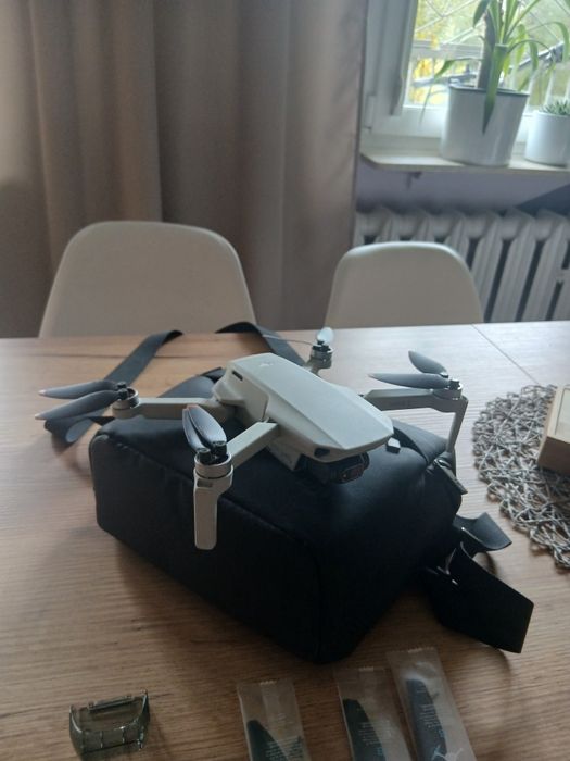 DJI Mini 2 Fly More Combo