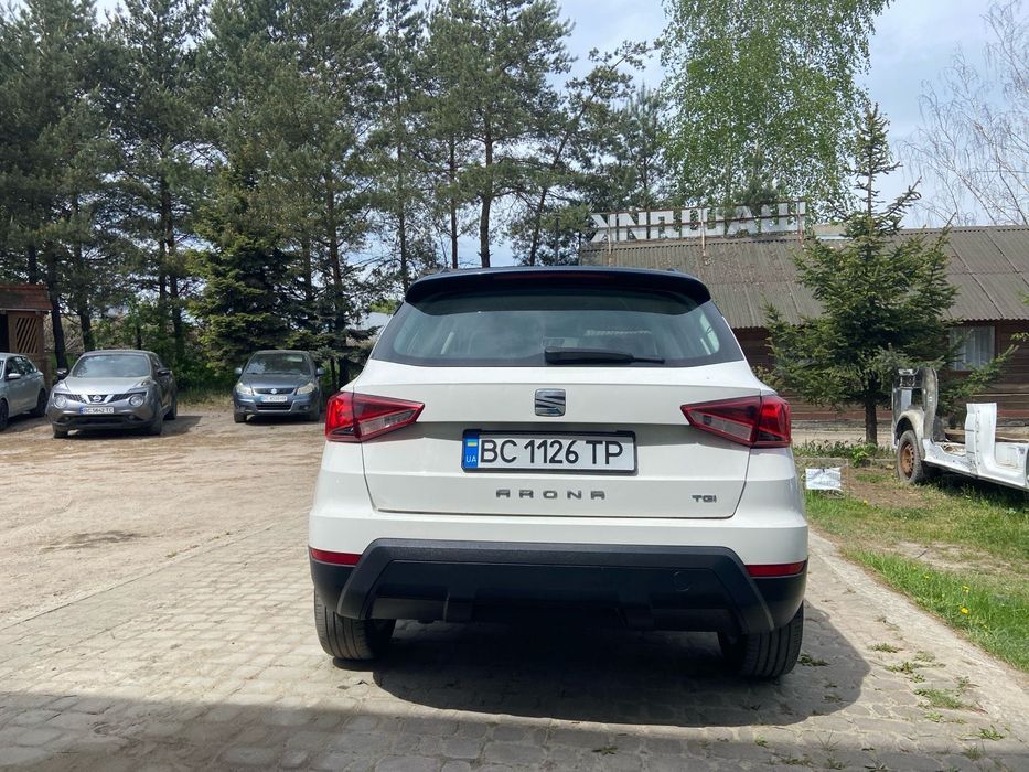 Автомобіль seat arona