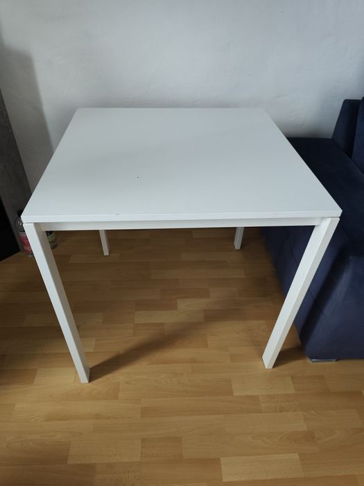 Stolik biały kuchenny