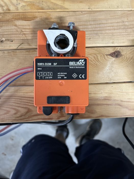 Siłownik Belimo NMV-D2M SF