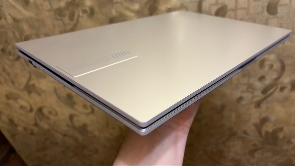 ASUS VivoBook Go 15